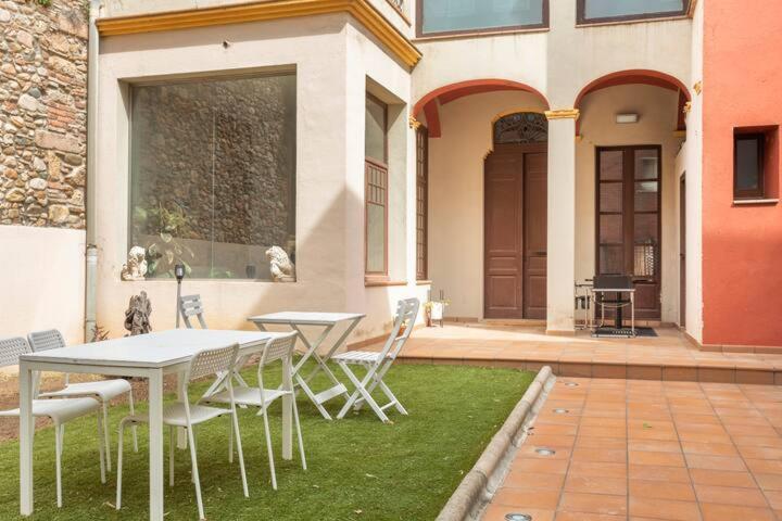 Ca N'arago, Edificio Modernista Del Arquitecto Rafael Maso Homestay Santa Coloma De Farners