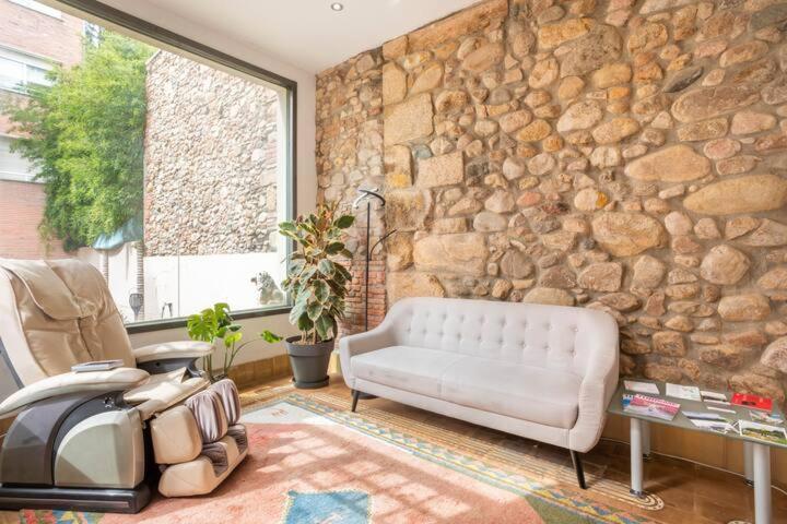 Ca N'arago, Edificio Modernista Del Arquitecto Rafael Maso Homestay Santa Coloma De Farners